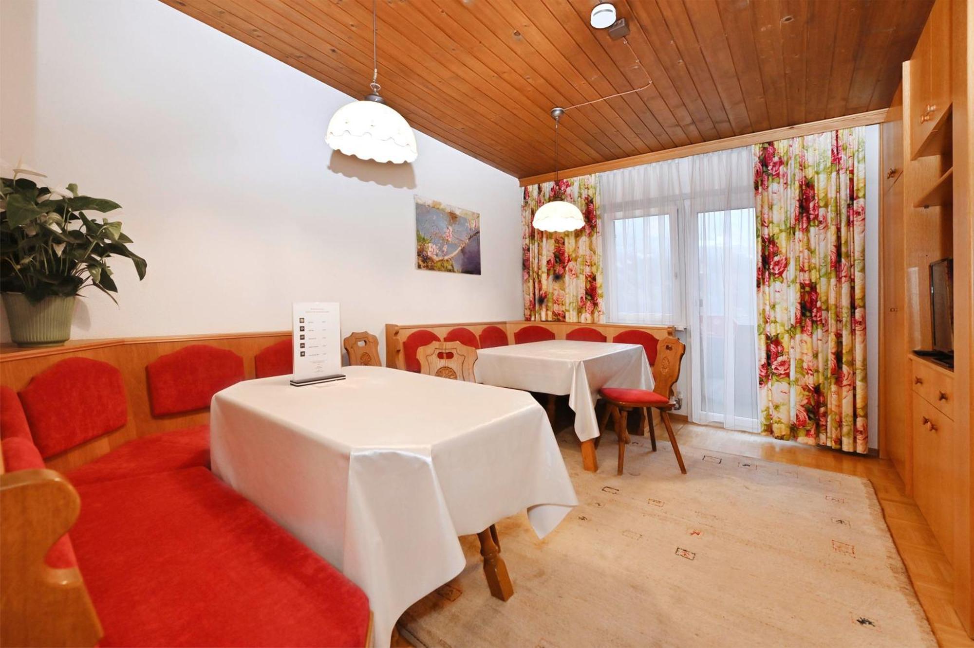 Gaestehaus Rundblick Schruns Екстериор снимка
