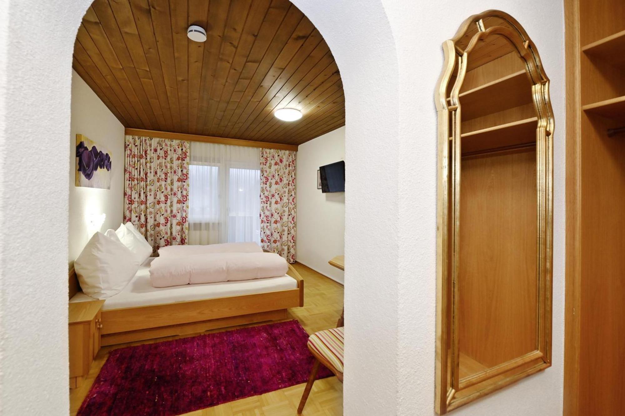Gaestehaus Rundblick Schruns Екстериор снимка