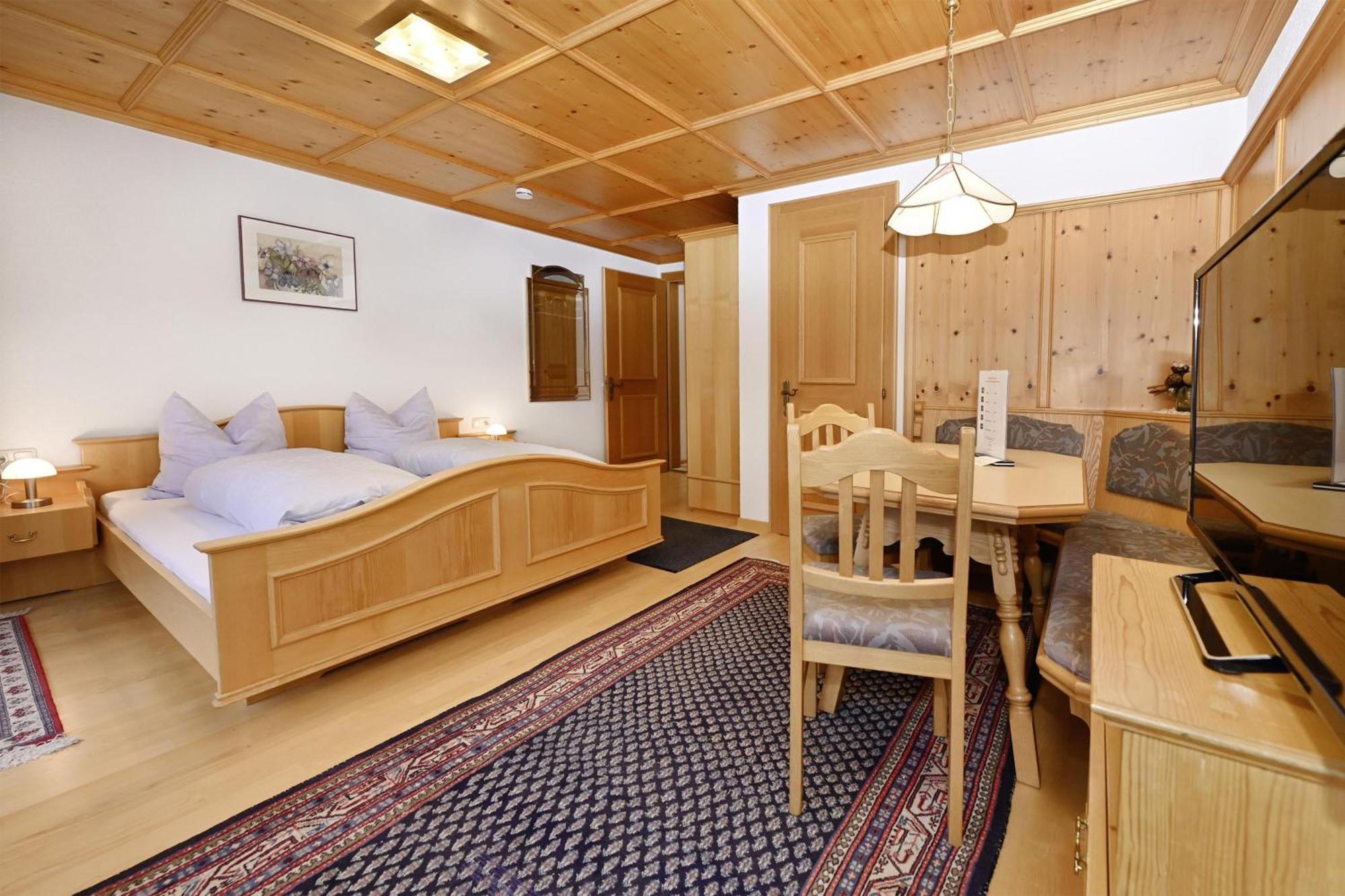 Gaestehaus Rundblick Schruns Екстериор снимка